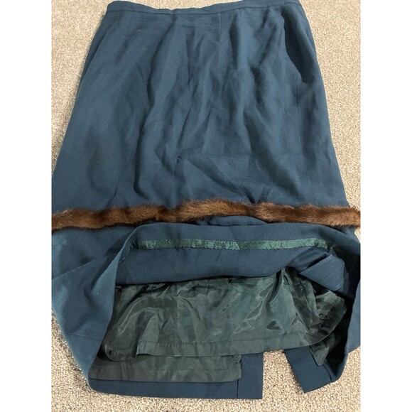 Lily & Taylor Wool Skirt 20 Blue Fur Trim Hem Vintage Mod Style Made USA - Picture 3 of 7